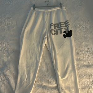 Free city sweat pant
